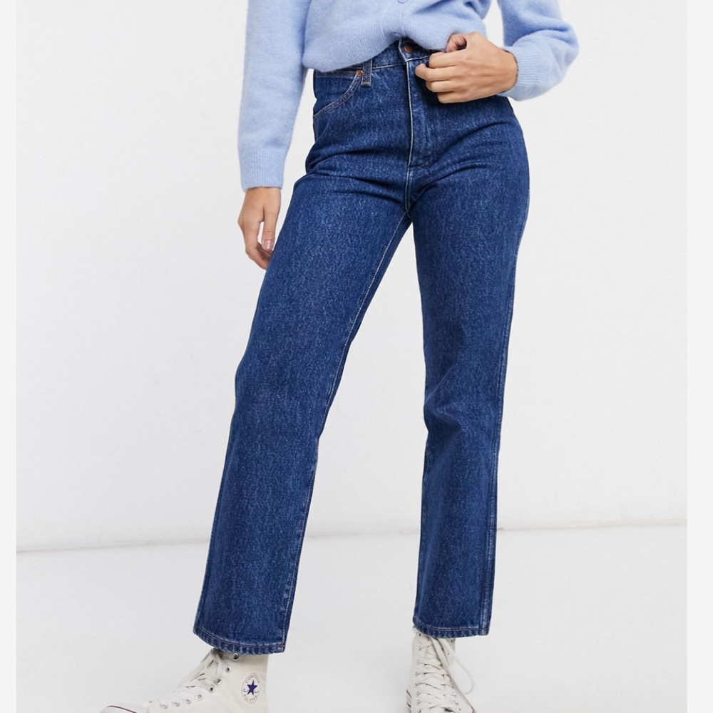Wrangler Women’s High Rise Straight Jeans